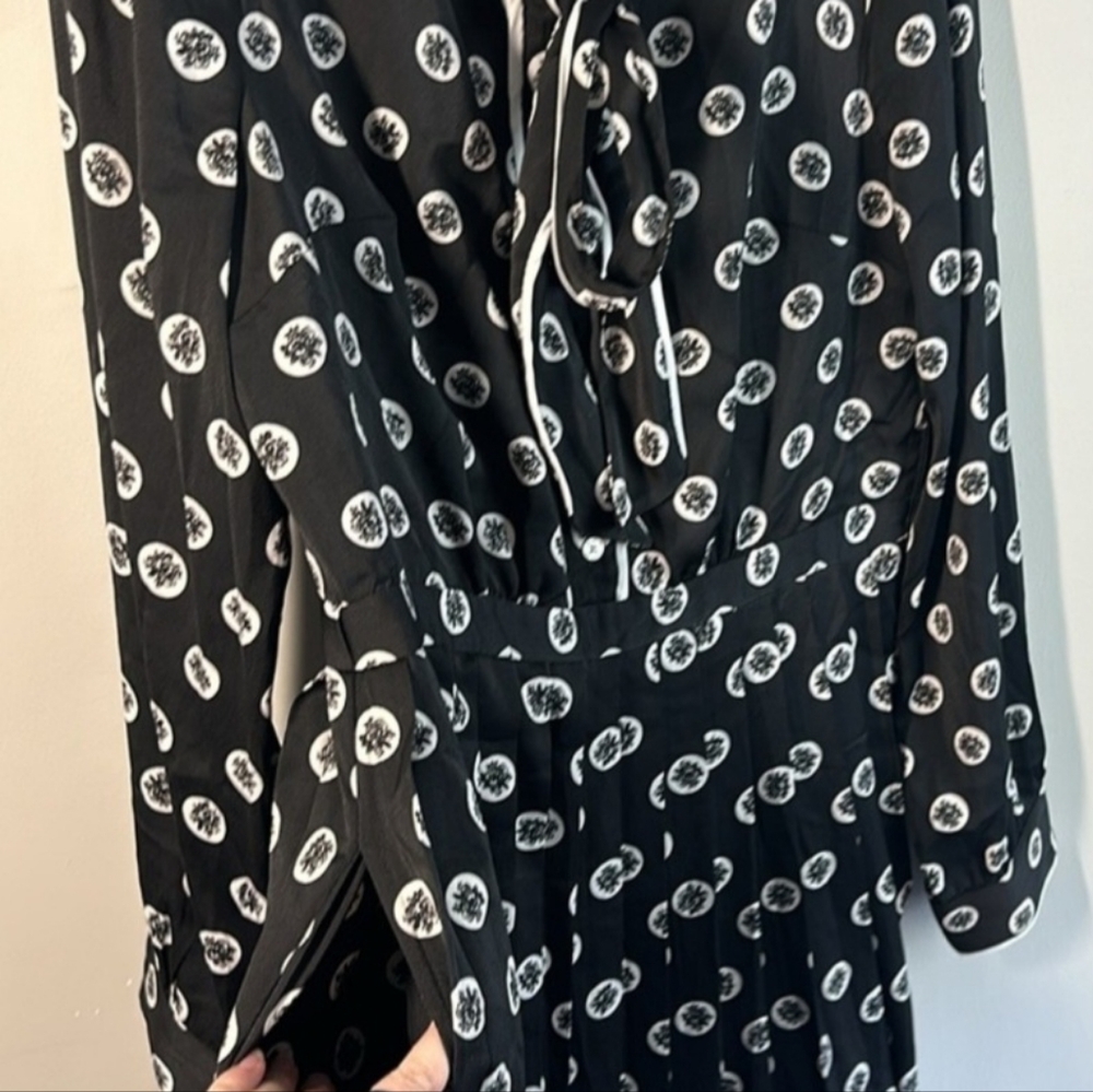 Modcloth Black and White Long Sleeve Dress - Picture 8 of 16